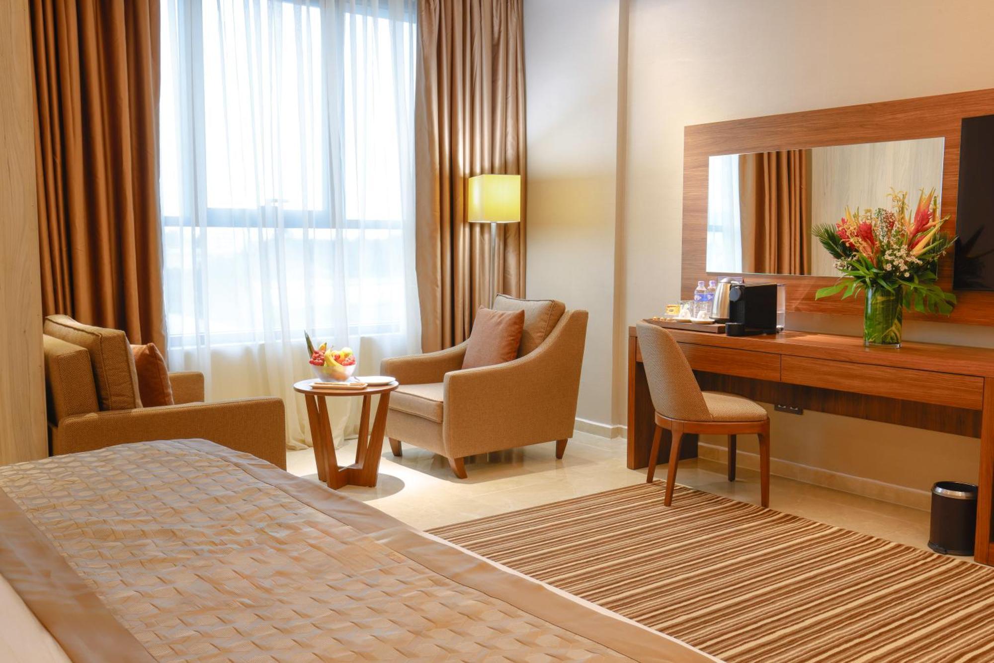 Byblos Hotel Абиджан Екстериор снимка